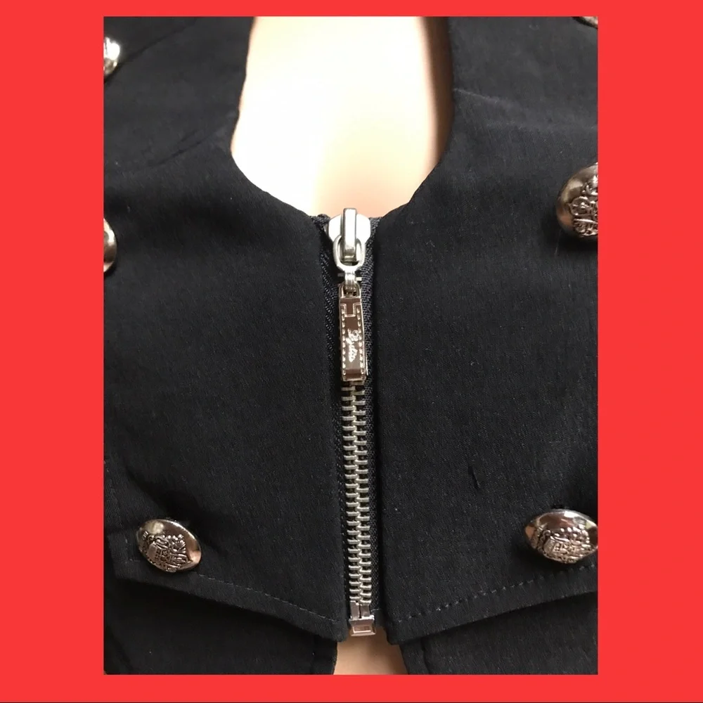 Black Cropped Vest - Picture 4 of 6